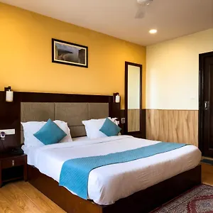 Royal Palm - A Budget In *** Удайпур